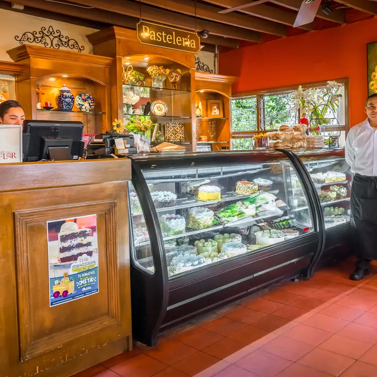 CAFE DE LA FLOR - CHAPULTEPEC, Tijuana, BCN