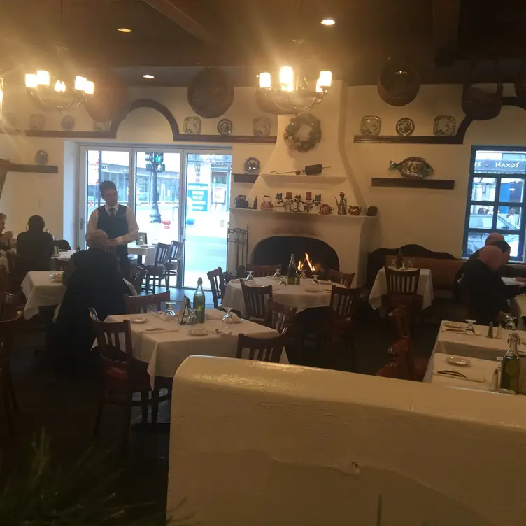 Santorini Greek Restaurant - Permanently Closed, Chicago, IL
