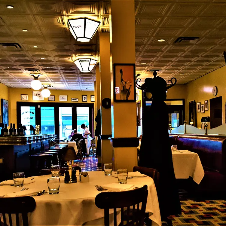 Bistrot Zinc - Permanently Closed, Chicago, IL
