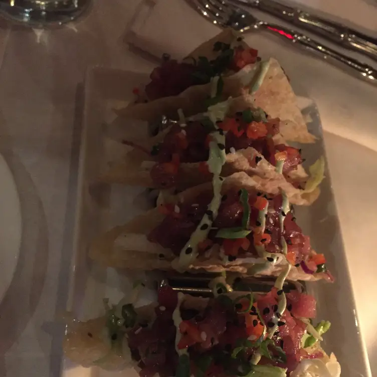 Tommy Bahama Restaurant & Bar - Orlando, Orlando, FL