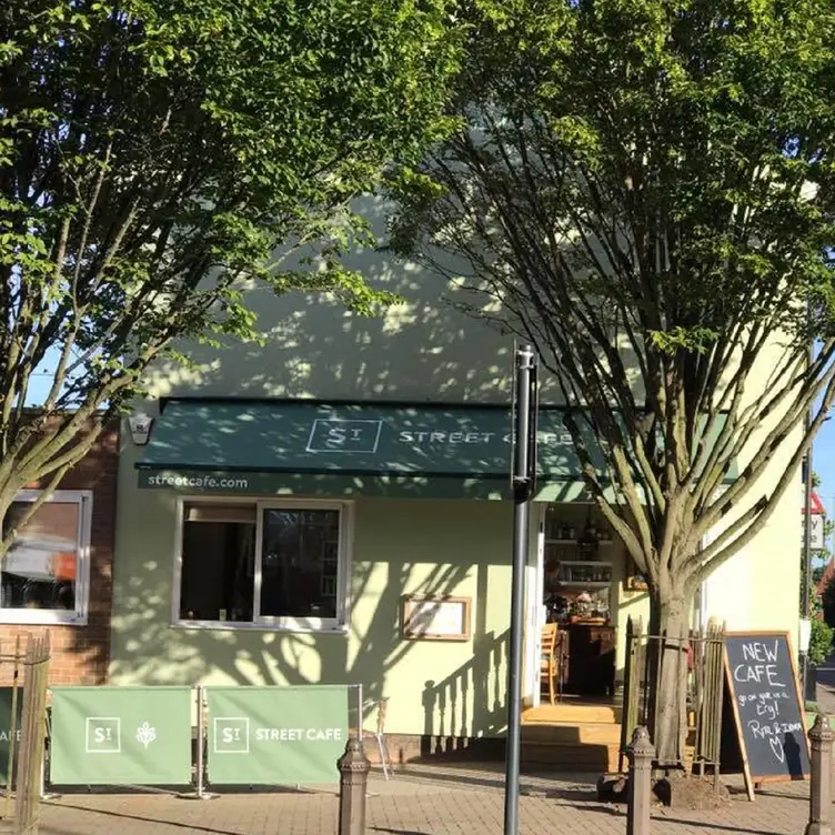 The Street Cafe, St Albans, Hertfordshire