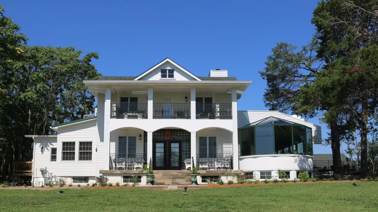 The Russell House Restaurant, Inn and Brewery, Hillsboro, MO