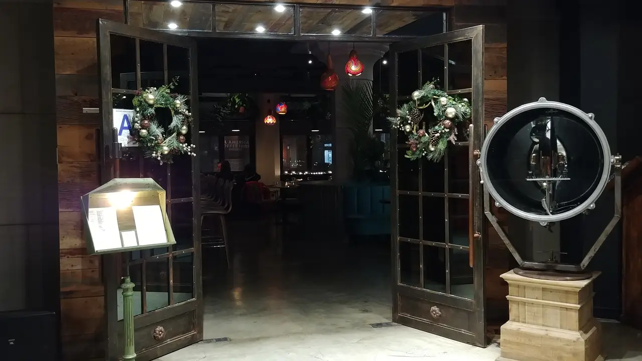 Anis Modern | Mediterranean, Long Island City, NY
