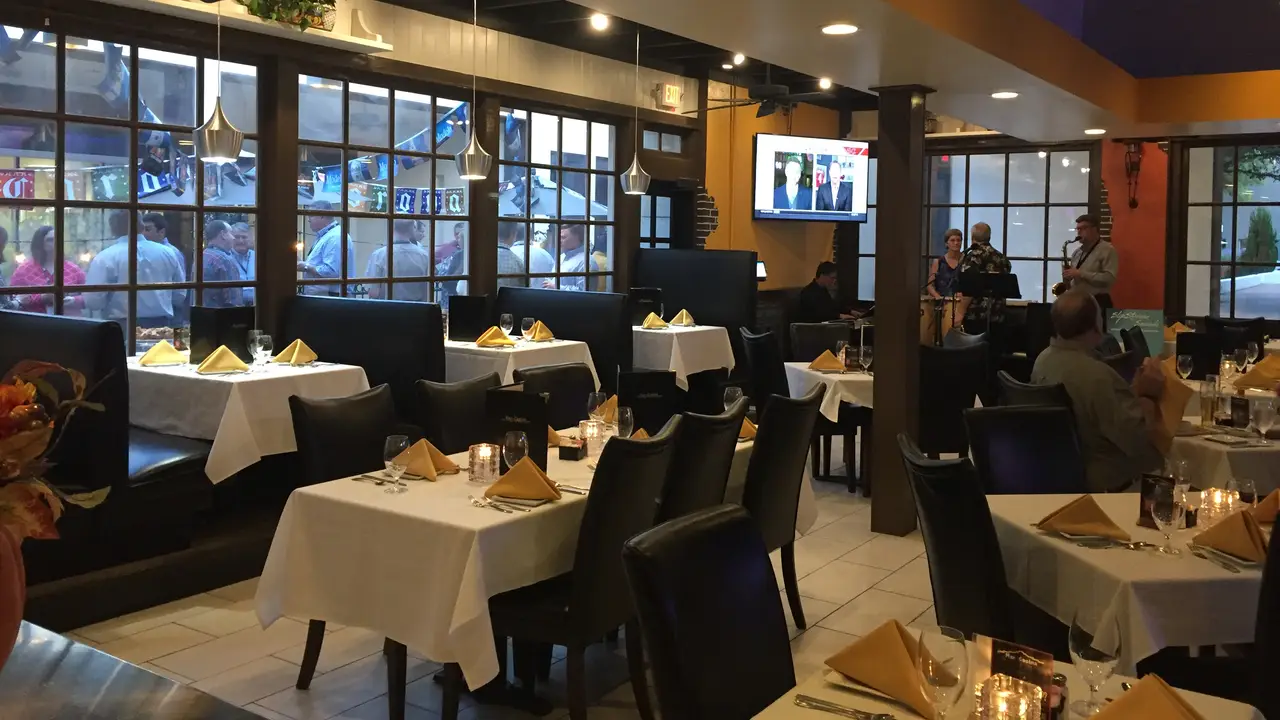 Mar Cosina, Westlake, TX