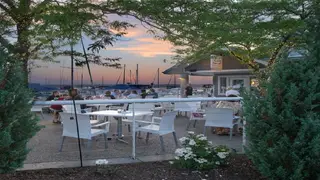 Una foto del restaurante The Lake House