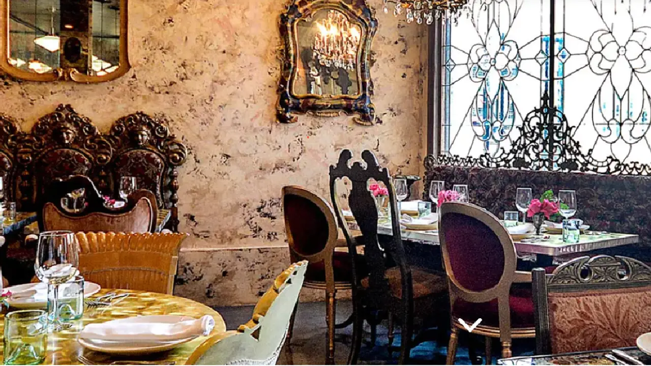 Montresor, Studio City, CA