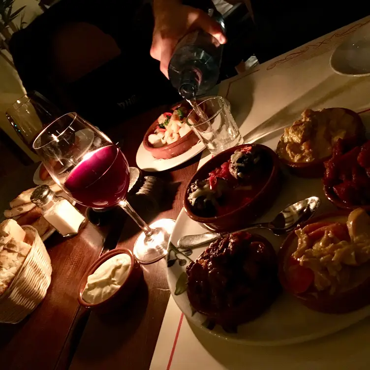 Las Olas, Berlin, BE