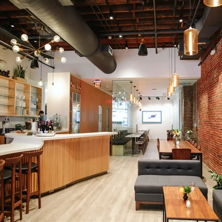 Taste Wine Bar & Kitchen, Boston, MA