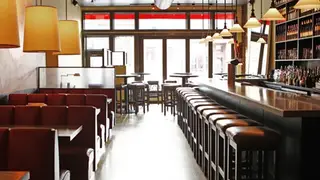 Una foto del restaurante Jake's and Cooper's Wine Bar