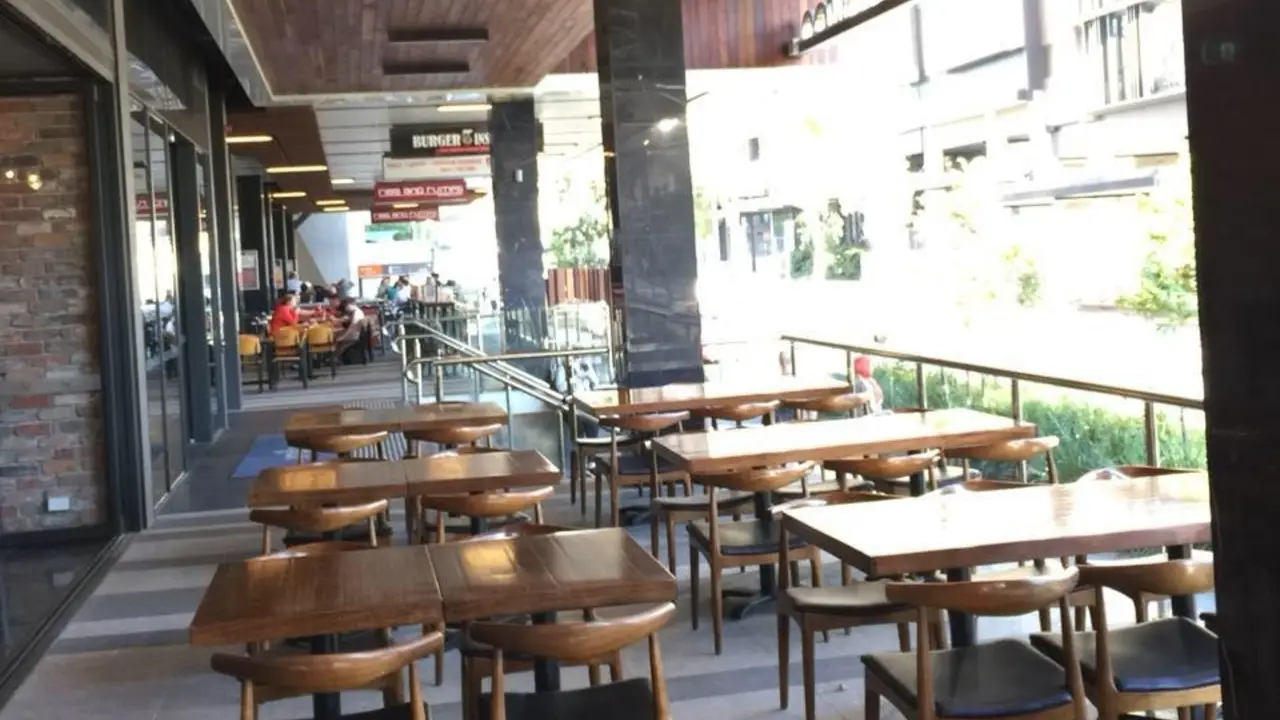 La Stazione Pizzeria & Bar, Milton, AU-QLD