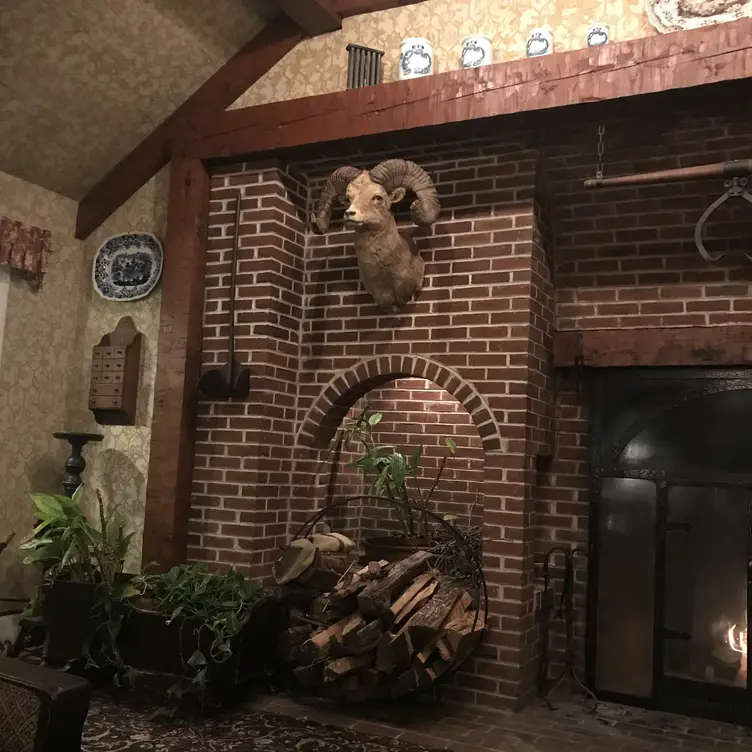 Ram's Head Inn - Permanently Closed, Galloway, NJ