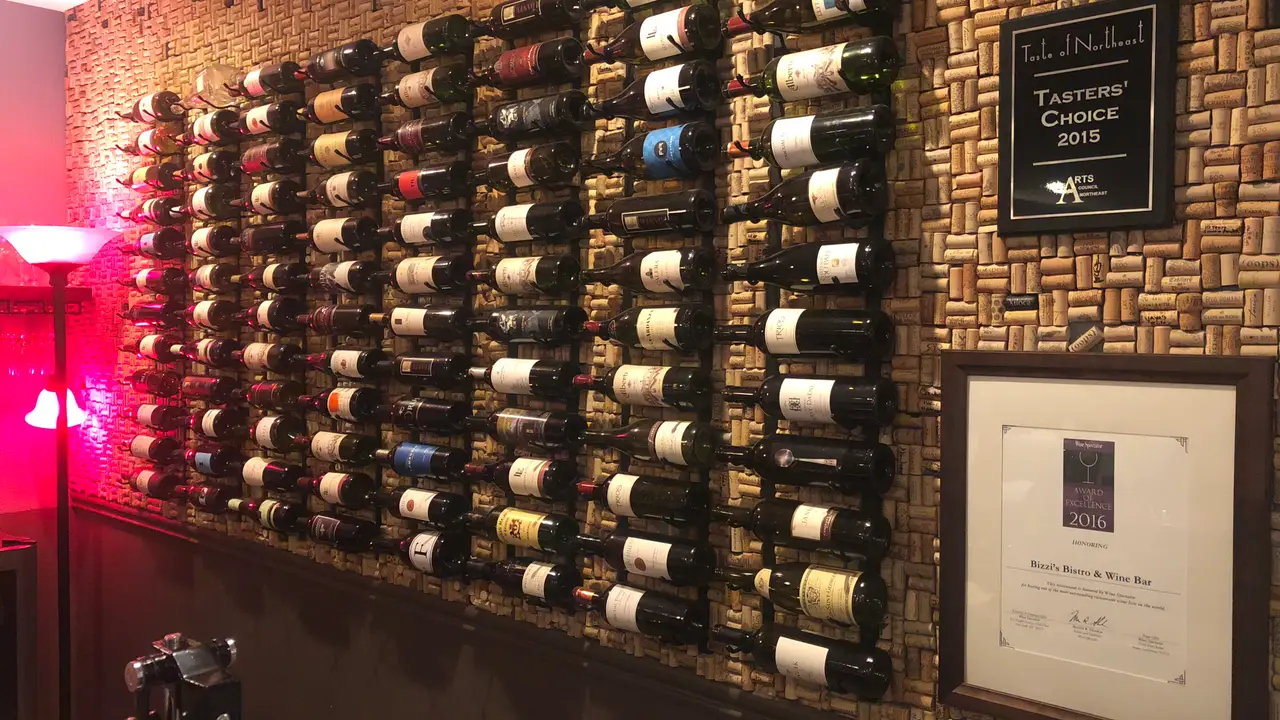 Bizzi's Bistro and Wine Bar - Permanently Closed, Bedford, TX