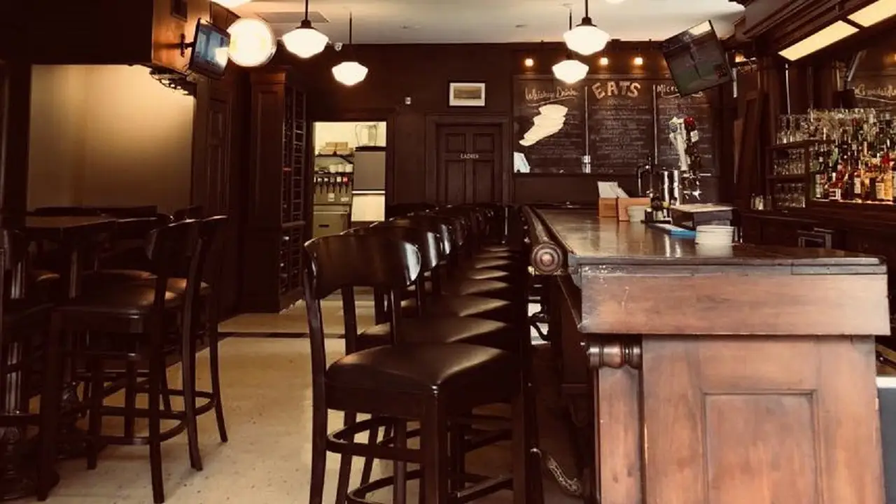 The Bar & Restaurant, Cape Girardeau, MO