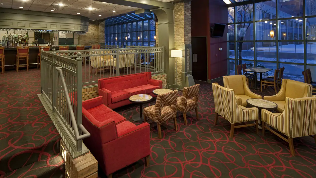 Taggart's at Crowne Plaza Indianapolis - Union Station, Indianapolis, IN