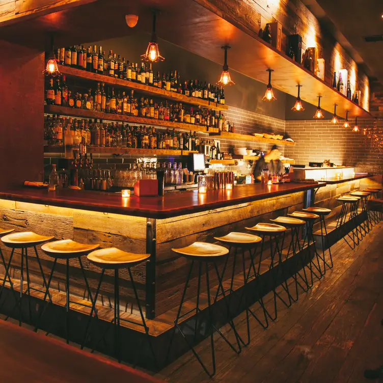Bar - Amami, Brooklyn, NY