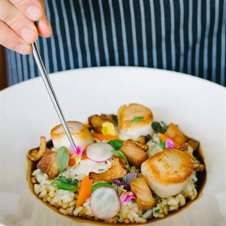 10 Acres Kitchen, Victoria, BC