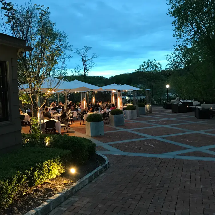 Hendrick's Tavern, Roslyn, NY