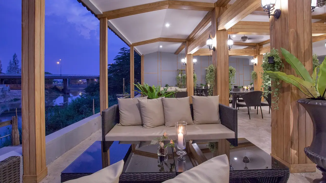 The Vorra Bistro – The Chiang Mai Riverside, Muang, Chiang Mai
