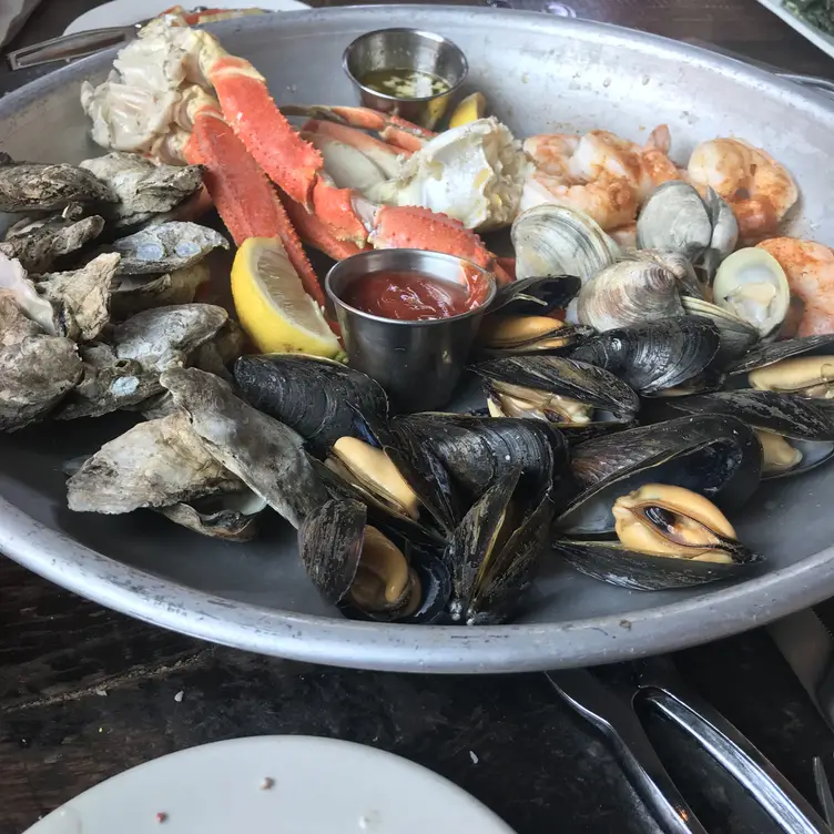 Pearl Raw Bar - Permanently Closed, Richmond, VA