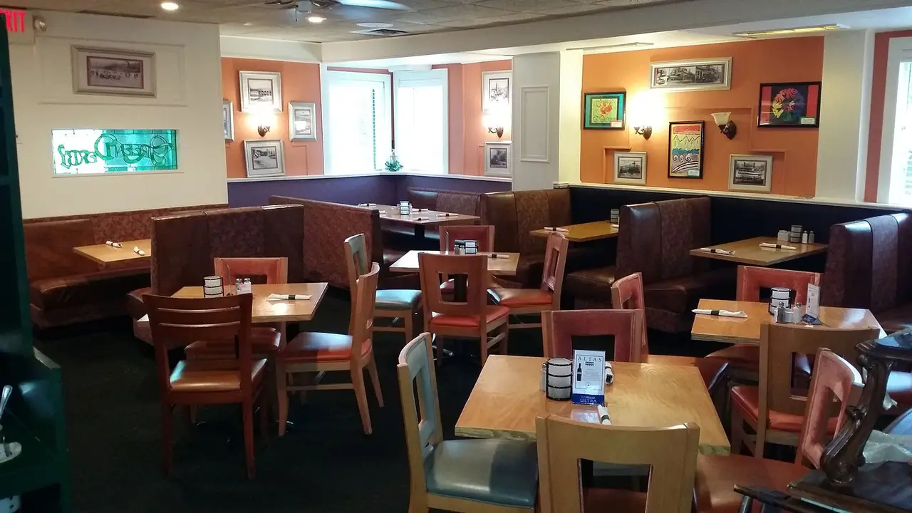Green Derby Kentucky Bistro - Permanently Closed, Newport, KY