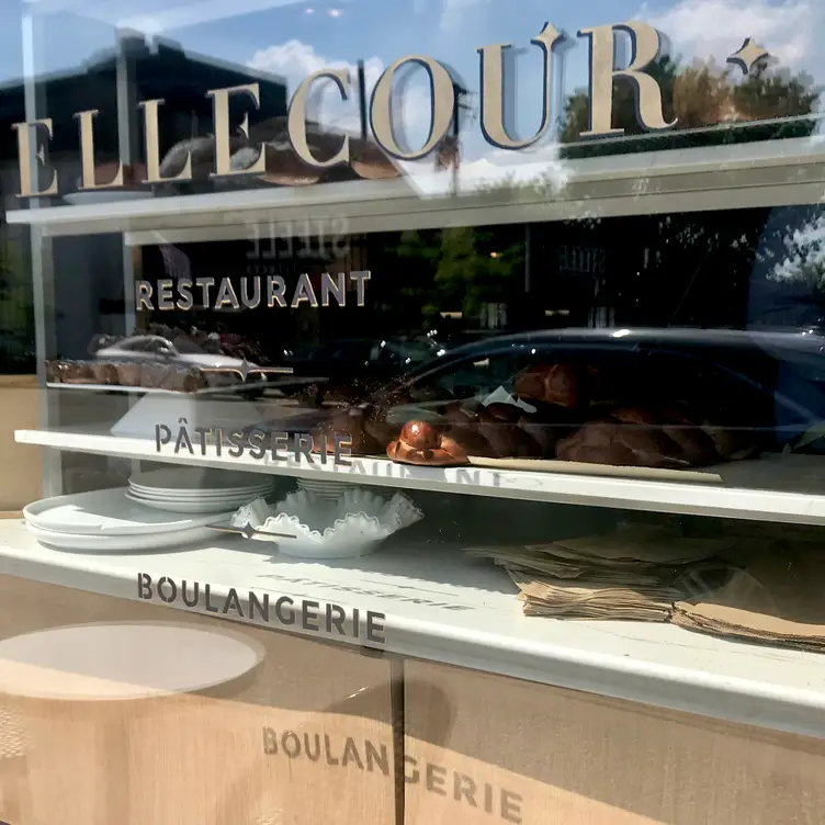 Bellecour, Wayzata, MN