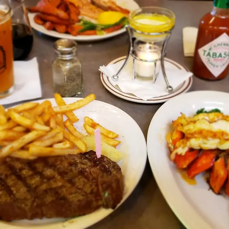 Knight's Original Steakhouse - Dexter Ave, Ann Arbor, MI