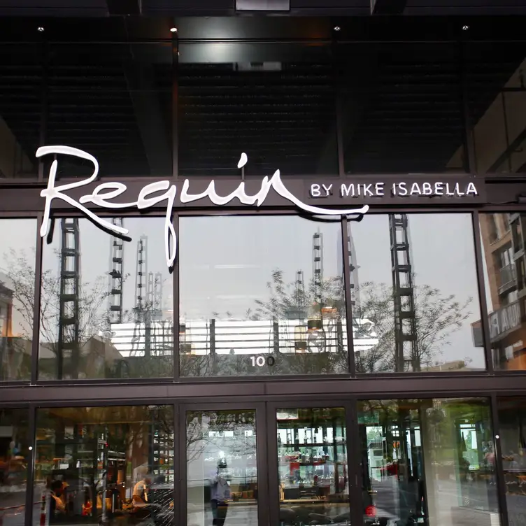 Requin - Wharf, Washington, DC