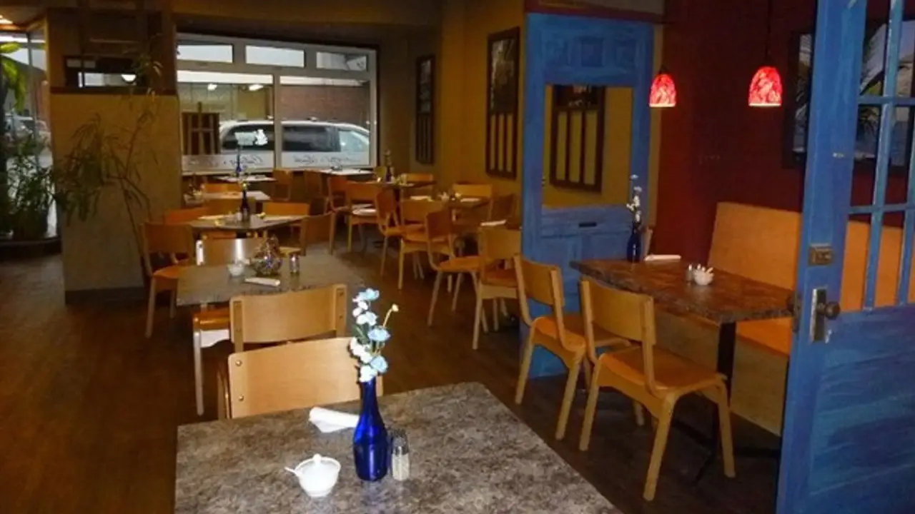 Blue Door Bistro, Thunder Bay, ON