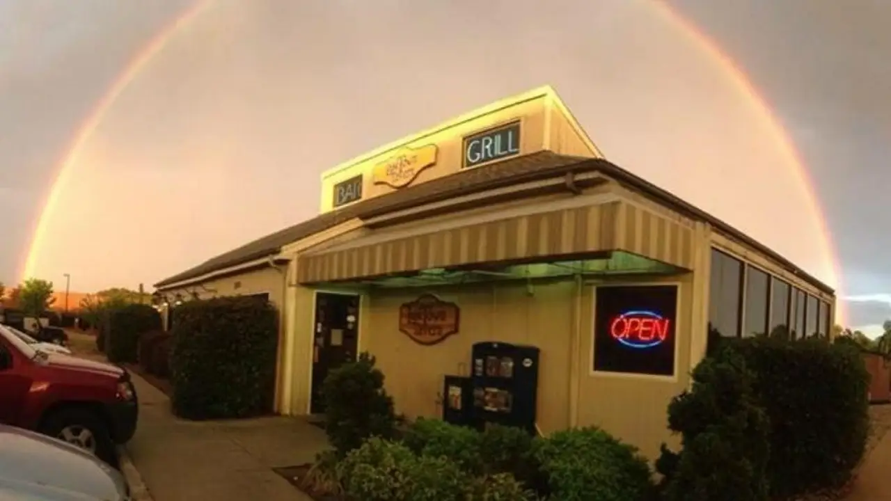 Lake Town Tavern, Cornelius, NC