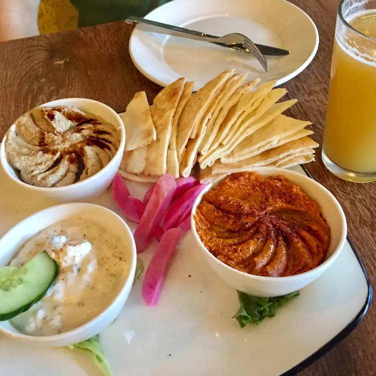 Saha Eatery, Sqaumish, BC