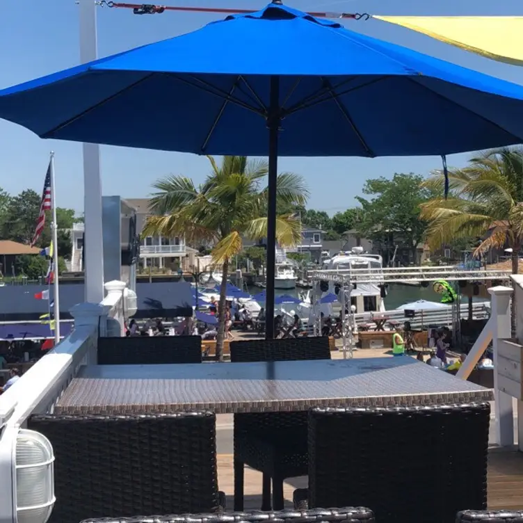 Hudson's on the Mile, Freeport, NY
