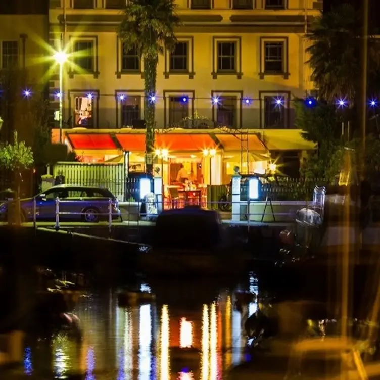 Salty Dog Bar & Bistro, St Aubins Village, Jersey