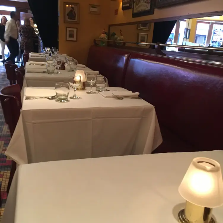 Bistrot Zinc - Permanently Closed, Chicago, IL