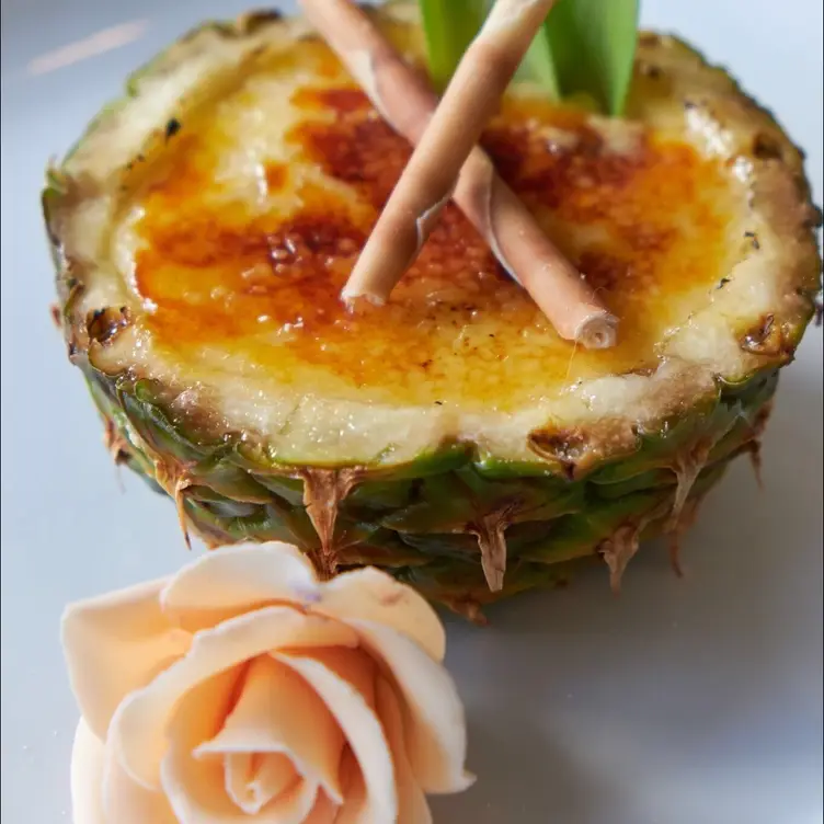 7 Fusion, Sherman Oaks, CA