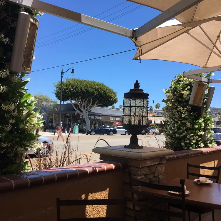 HT Grill, Redondo Beach, CA
