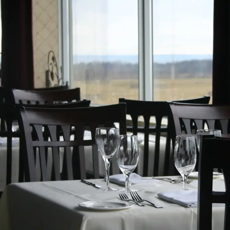 Panorama Restaurant & Wine Bar - Permanently Closed, Grimsby, ON
