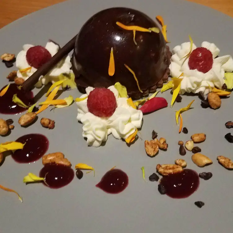 Pine Restaurant - Hanover Inn Dartmouth, Hanover, NH