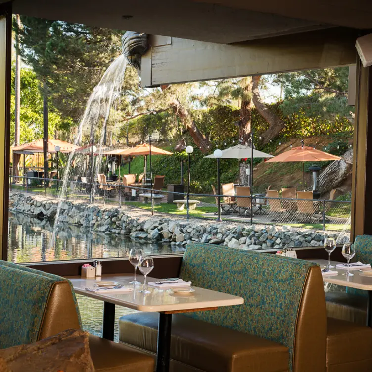 Anthony's Fish Grotto - La Mesa, La Mesa, CA