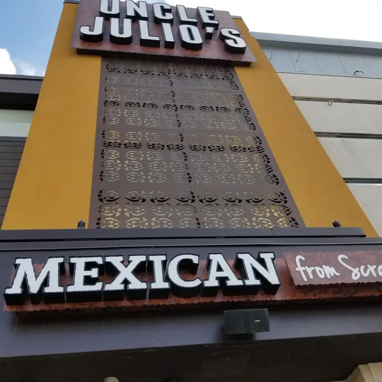 Uncle Julio's - Schaumburg, Schaumburg, IL