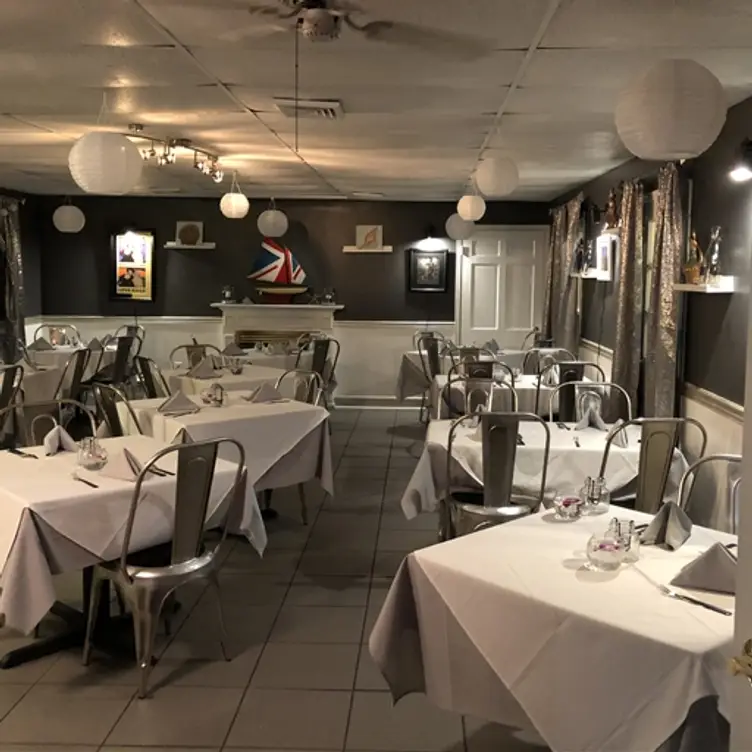 Union Jacques - Permanently Closed, Colts Neck, NJ