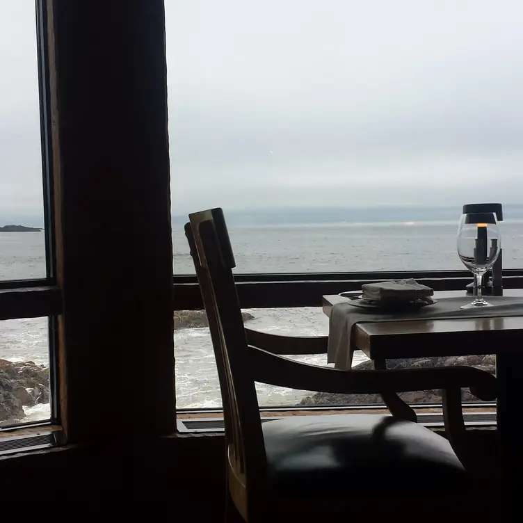 The Pointe Restaurant - Wickaninnish Inn, Tofino, BC
