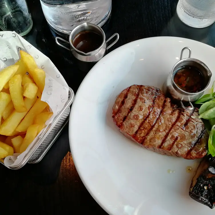CAU Bristol, Bristol, 