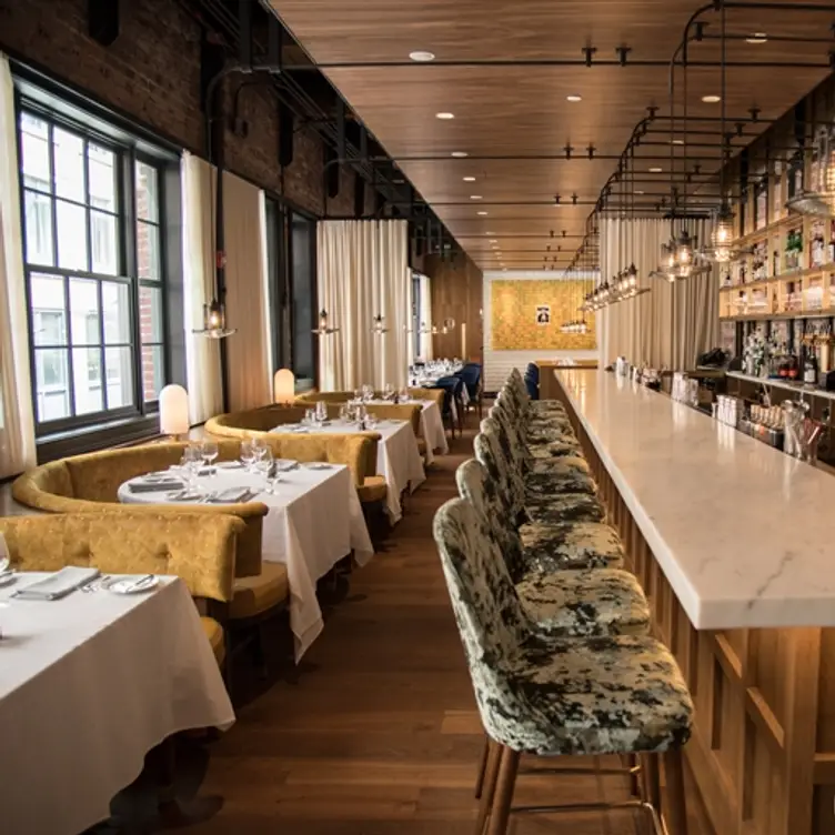 Les Sablons, Cambridge, MA