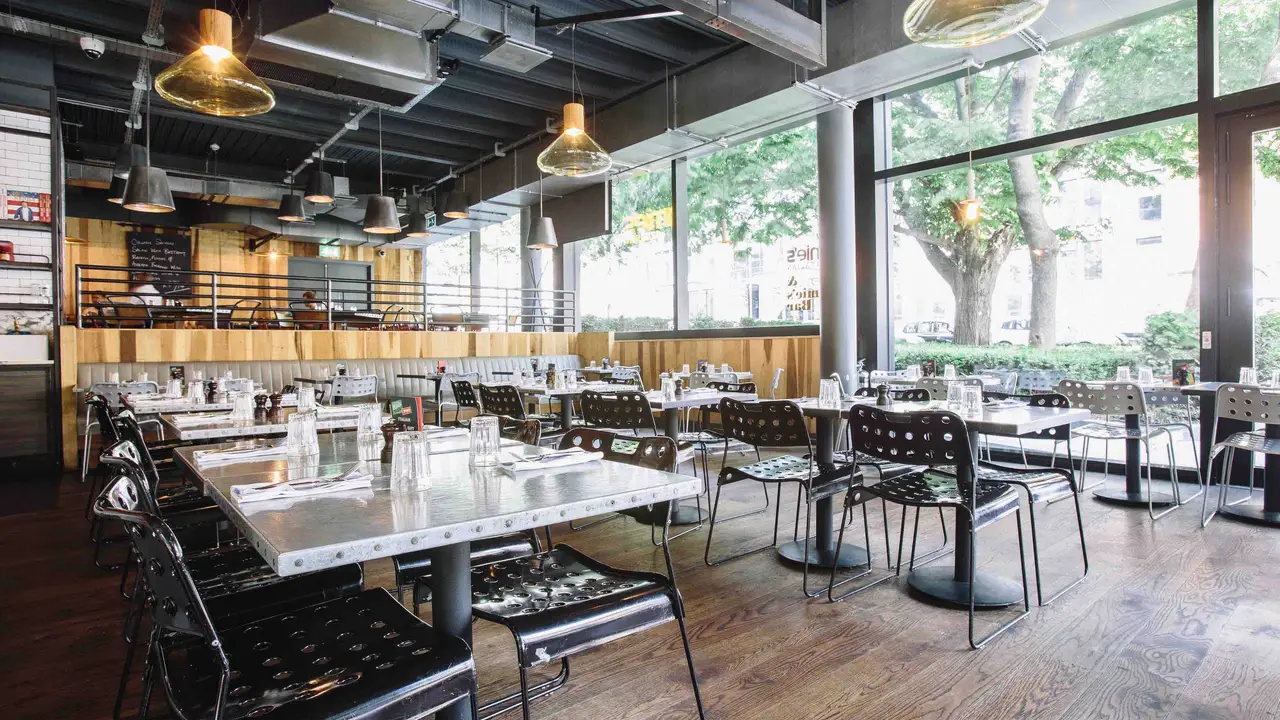 Jamie's Italian - Angel, London, 