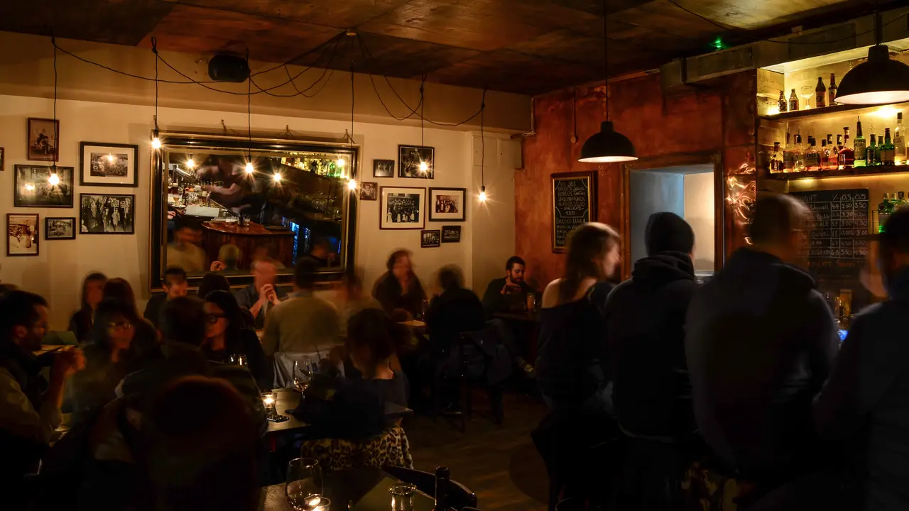 Salt n Bone, Berlin, BE