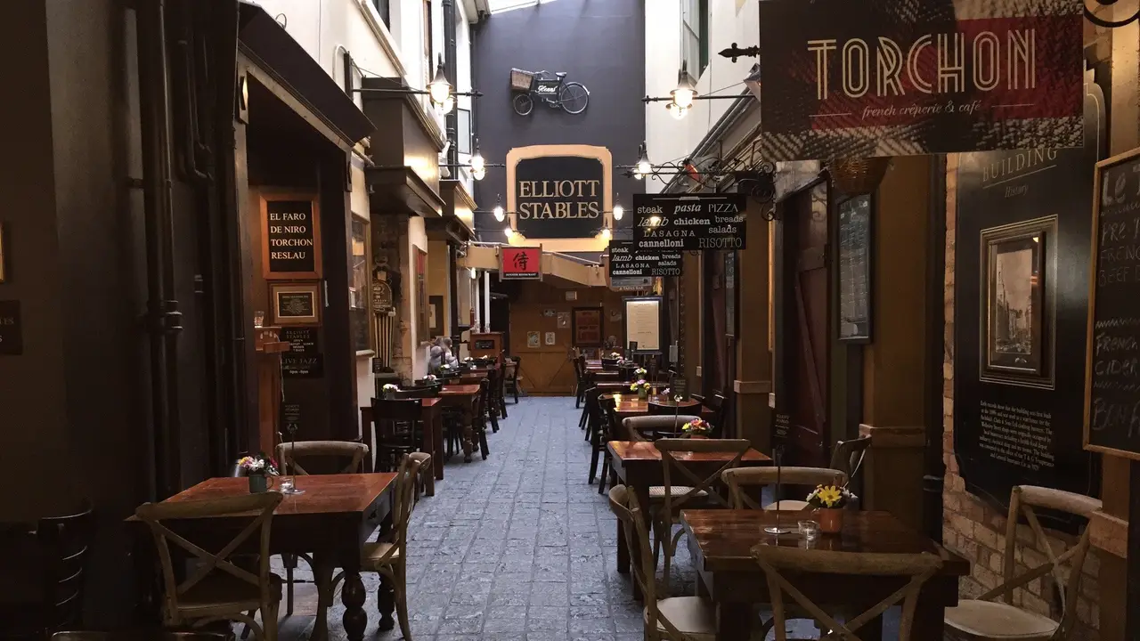 Elliott Stables, Auckland, Auckland