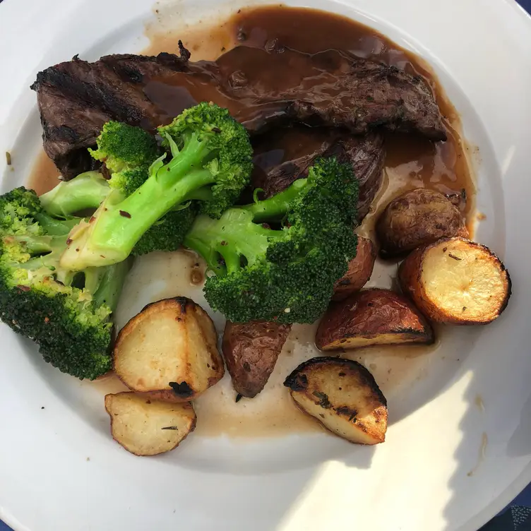 Harbor Grill at Port Jefferson, Port Jefferson, NY