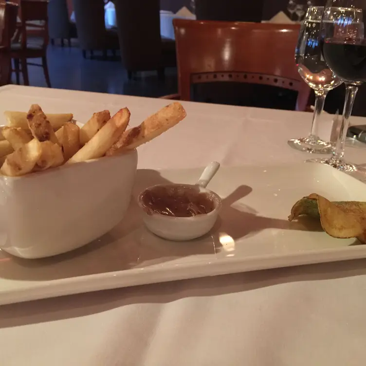 Characters Fine Dining - Permanently Closed, Edmonton, AB