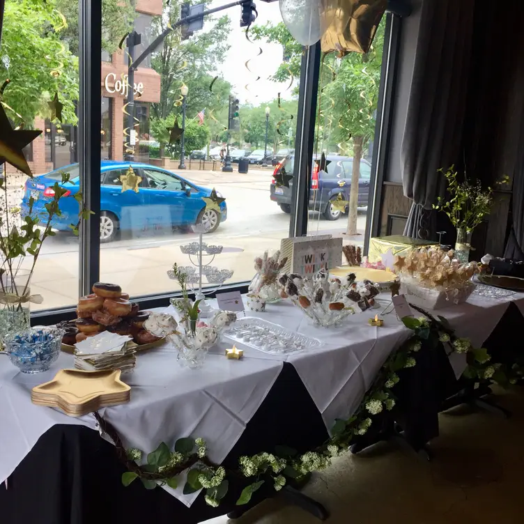 Capri-Downers Grove, Downers Grove, IL