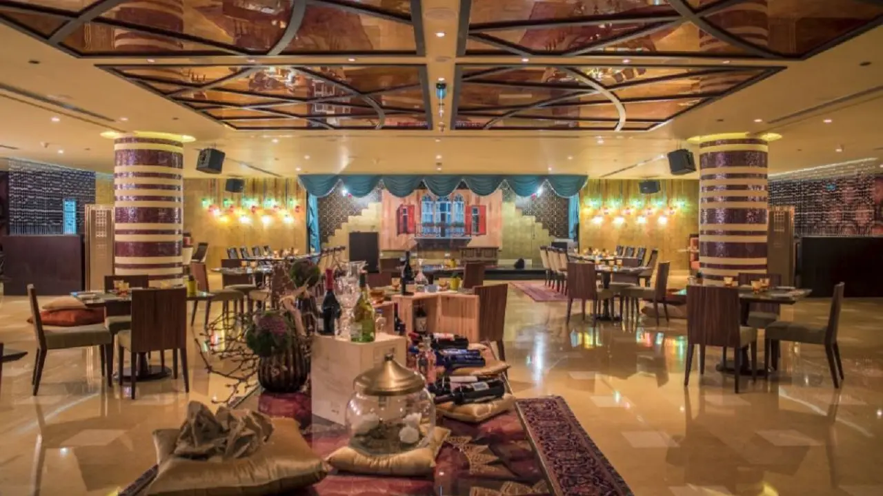 Zeituna Lebanese Restaurant - Rotana Doha, Doha, 
